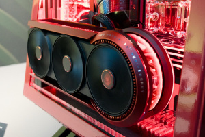 Asus ROG Matrix GeForce RTX 5090 naživo na veletrhu Gamescom