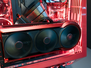 Asus ROG Matrix GeForce RTX 5090 naživo na veletrhu Gamescom
