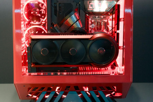 Asus ROG Matrix GeForce RTX 5090 naživo na veletrhu Gamescom