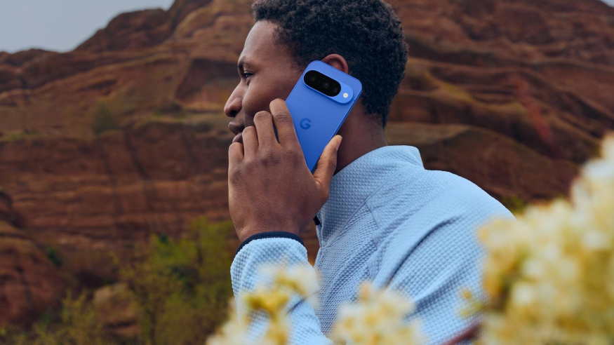 Pixel 10 v barvě Indigo