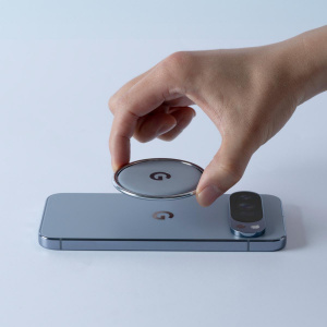 Pixelsnap Ring Stand Lifestyle2