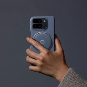 Pixelsnap Ring Stand Lifestyle3 P10pf