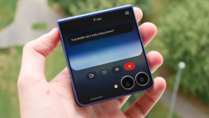 Samsung Galaxy Z Flip 7 a Gemini Live