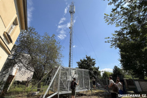 Mobilní základnová stanice umístěná jako „dočasné řešení“