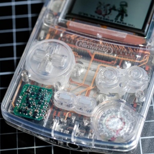Transparentní Nintendo Game Boy