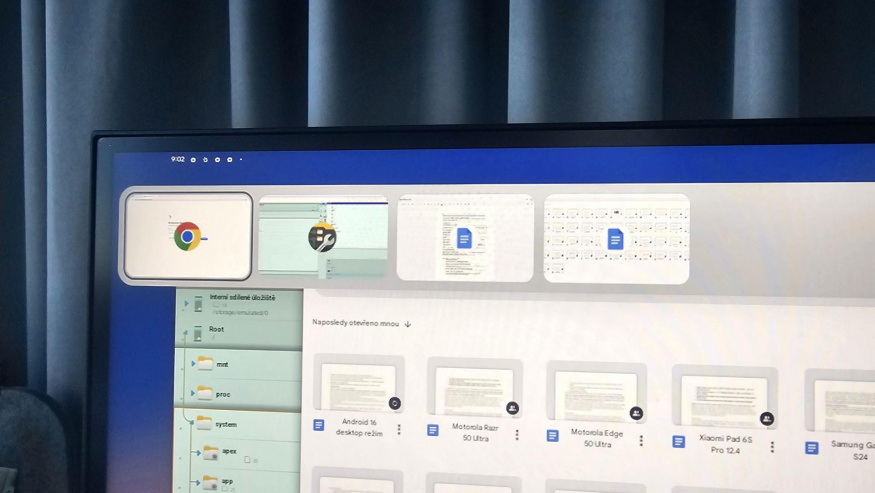 Jedny Google Dokumenty ve dvou oknech, to na mobilu nezažijete