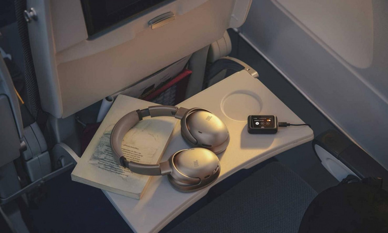 Bezdrátová sluchátka JBL Tour One M3 Smart Tx