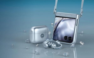 Motorola Swarovski (1)