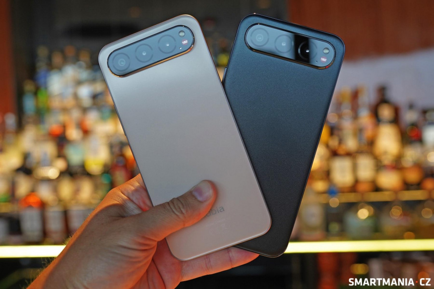 Obě barevné varianty Nubie Air