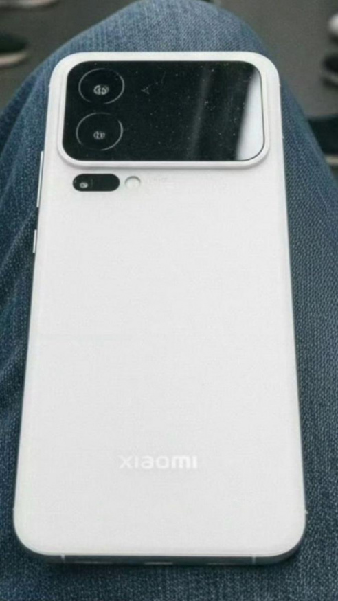 Xiaomi 16 Pro Max na "špionážní" fotografii