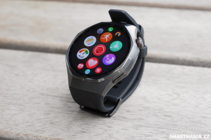 Huawei Watch GT 6 Pro displej