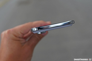 iPhone Air ze strany