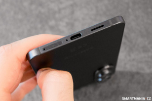 Samsung Galaxy S25 Edge v celé kráse