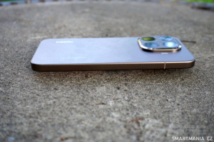 Díky tenkému profilu není problém nosit Xiaomi 15T Pro v kapse i s krytem