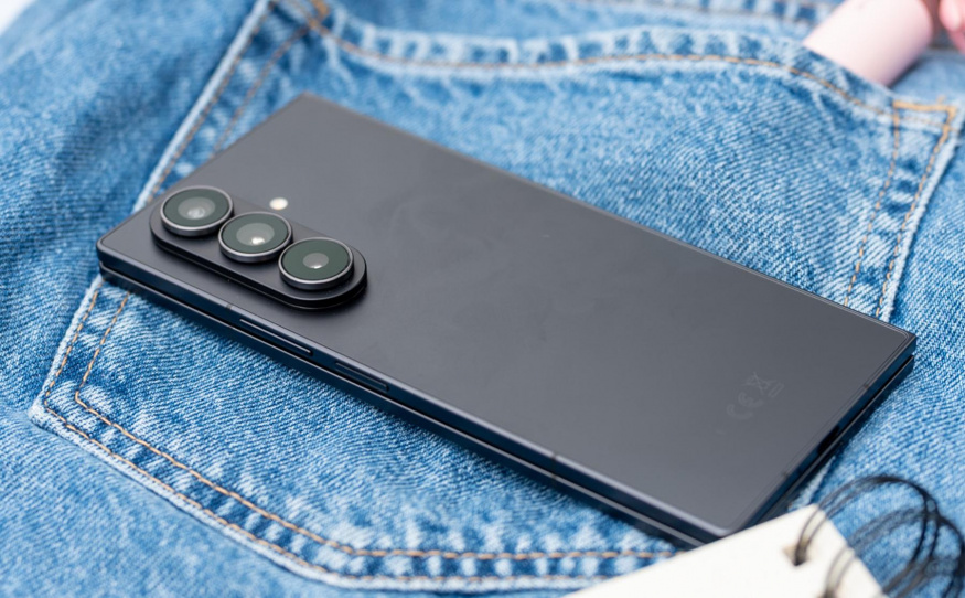 Chytrý telefon Samsung Galaxy Z Fold 7