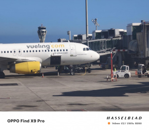 Teleobjektiv (6× hybridní) Teleobjektiv (6× hybridní)