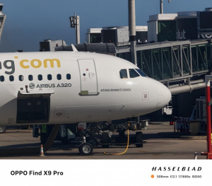 Teleobjektiv (13,2× hybridní) Teleobjektiv (13,2× hybridní)