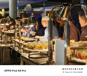 Teleobjektiv (3× optický) Teleobjektiv (3× optický)