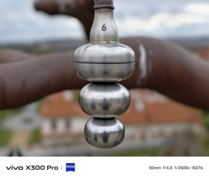 Hlavní fotoaparát - portrét (2,1×)