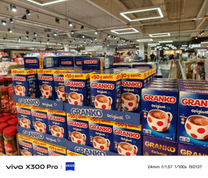 Hlavní fotoaparát (1×)