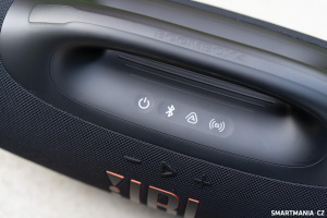 JBL Boombox 4 a dotyková tlačítka