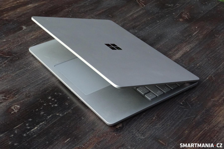 Surface Laptop 13 2025 01