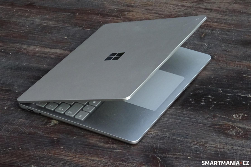 Surface Laptop 13 2025 05