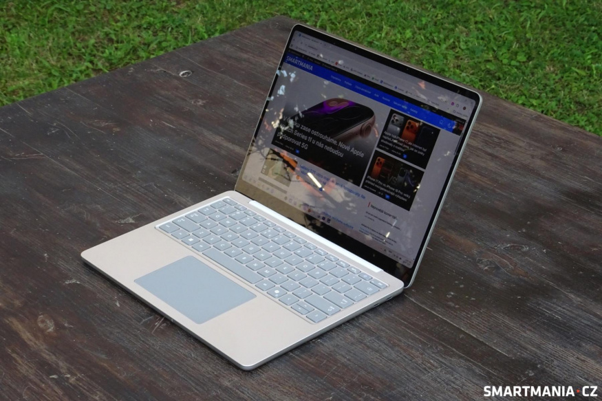 Surface Laptop 13 2025 14