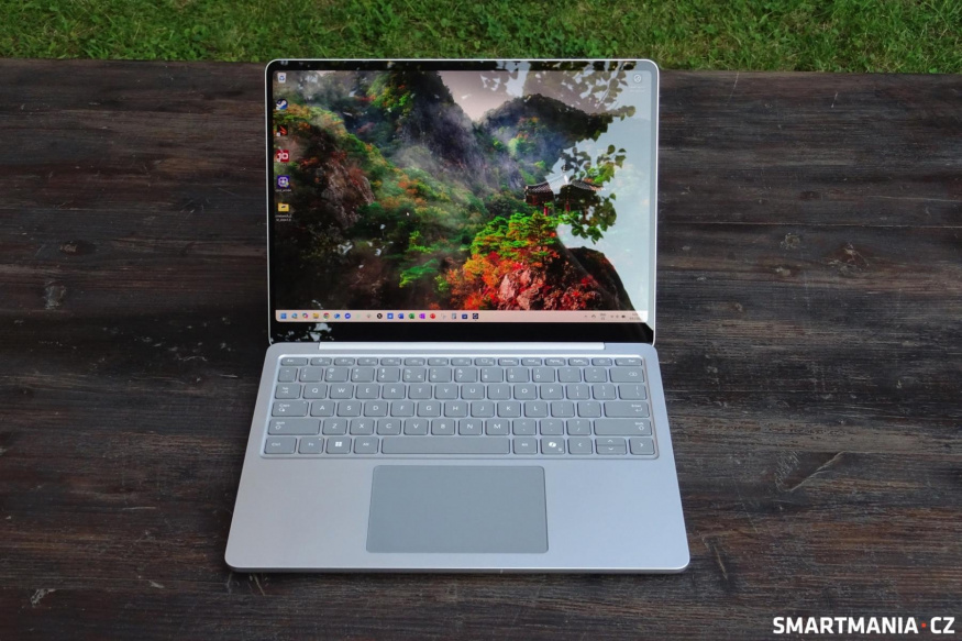 Surface Laptop 13 2025 18
