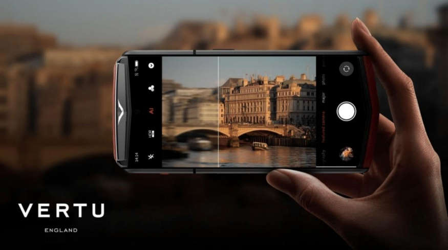 Vertu Agent Q (2)