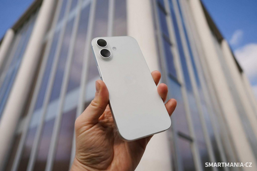 Chytrý telefon iPhone 17