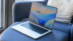 Nový MacBook Pro s M5 vypadá stejně jako ten loňský s M4