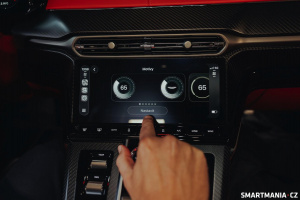 Nastavení displeje před řidičem