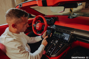 První nastavení Apple CarPlay Ultra