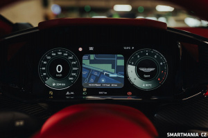 CarPlay Ultra na displeji před řidičem