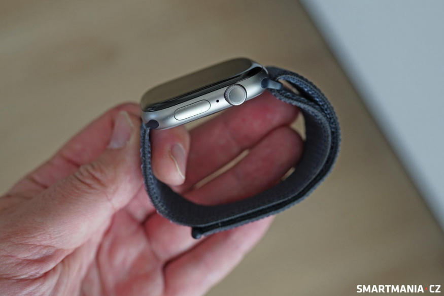 Otočná korunka a funkční tlačítko Otočná korunka a funkční tlačítko