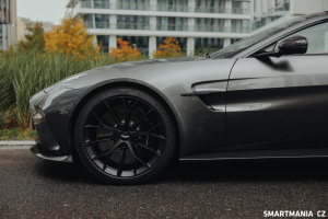 Aston Martin Vantage Roadster