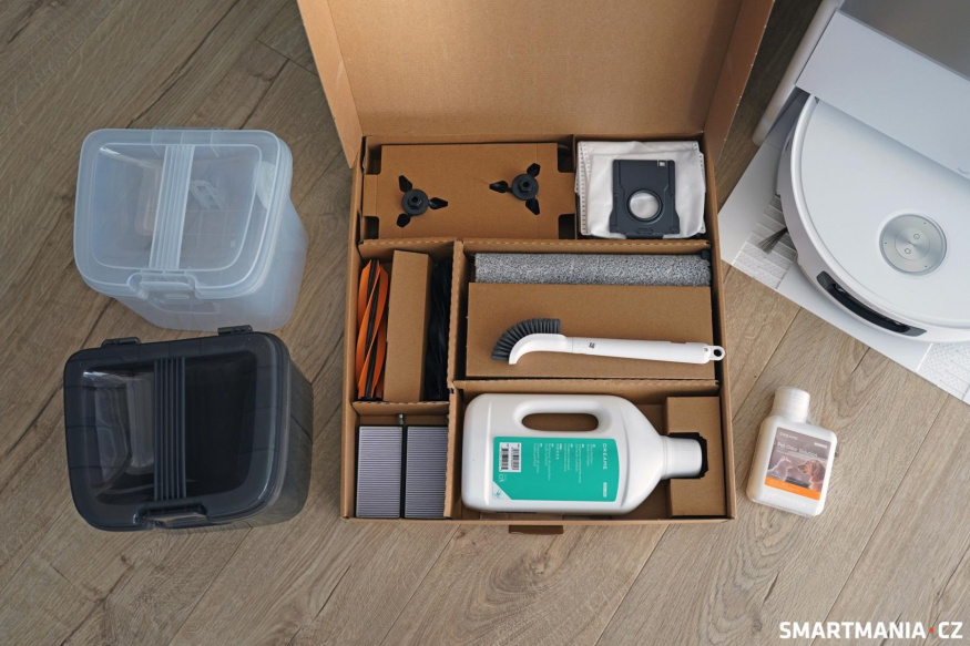 Dreame Aqua 10 Ultra Roller a obsah balení