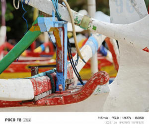 Teleobjektiv (5× optický zoom)