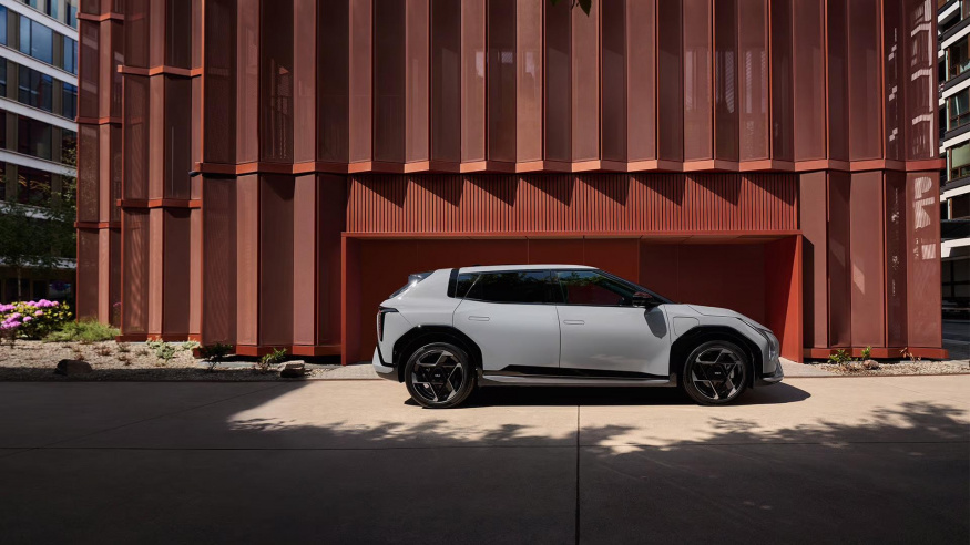 Elektromobil Kia EV4