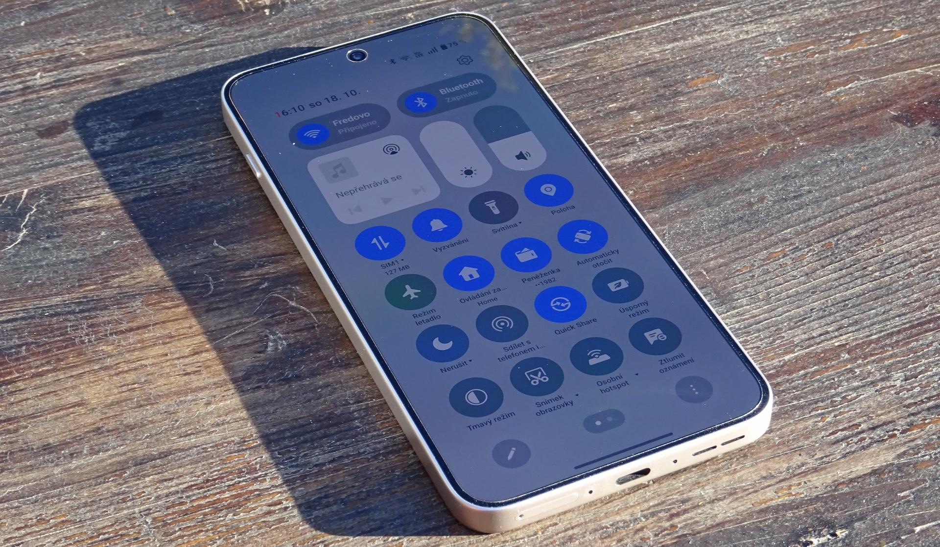 OnePlus Nord 5 recenze: když chcete víc než jen obyčejný průměr