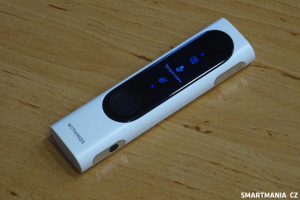 Wihings BeamO ležící na stole