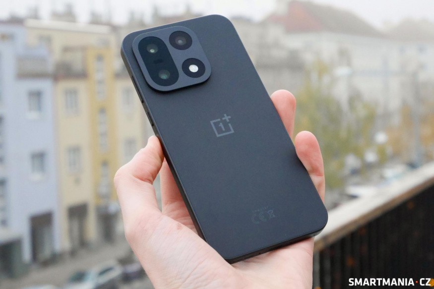 OnePlus 15 v ruce redaktora