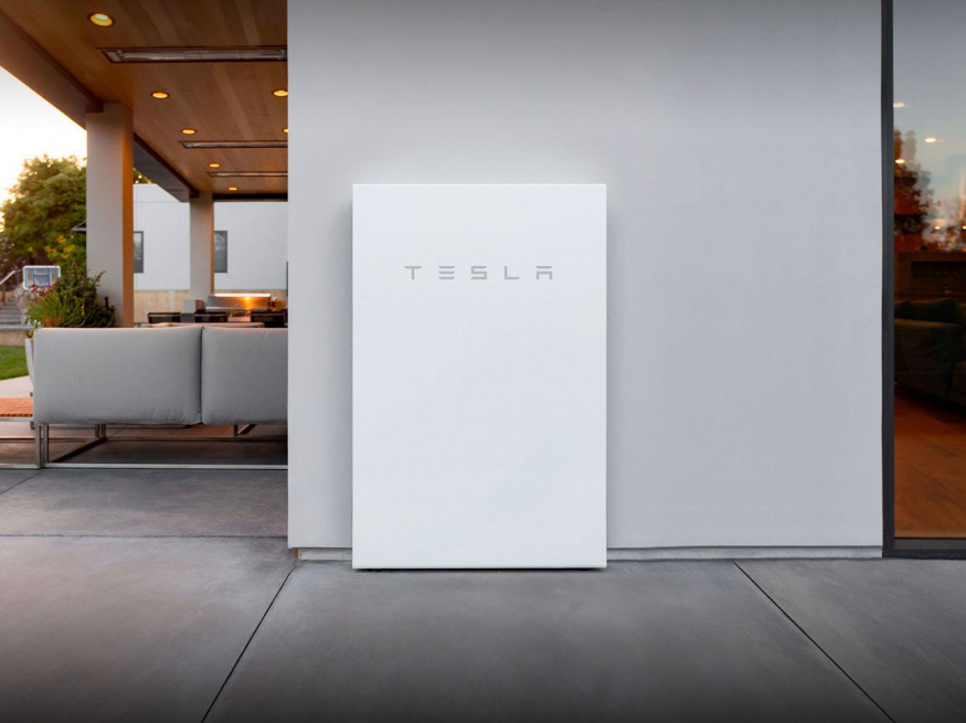 Domácí baterie Tesla Powerwall 2 Domácí baterie Tesla Powerwall 2
