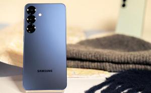 Telefon Samsung Galaxy S25