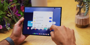 Režim DeX na vnitřním displeji