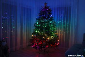 Govee String Lights 2S na vánočním stromečku Govee String Lights 2S na vánočním stromečku