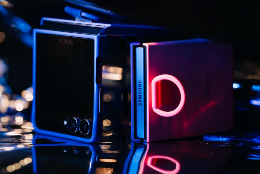 Praktický ochranný kryt pro Samsung Galaxy Z Flip7 Praktický ochranný kryt pro Samsung Galaxy Z Flip7