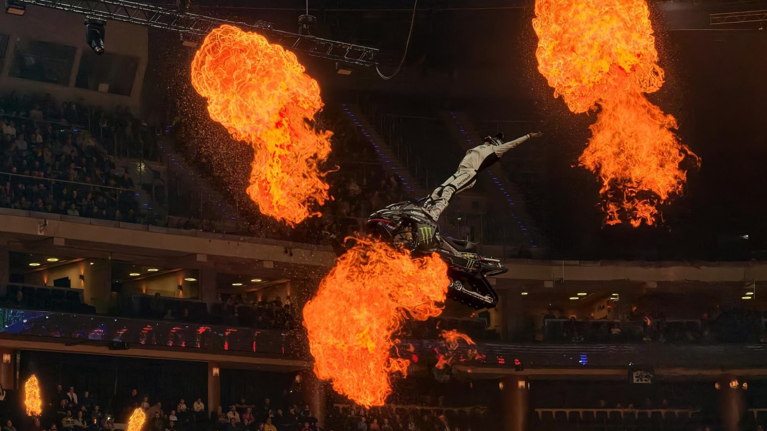 FMX Gladiator Games 2025 skrze objektiv Vivo X300 Pro