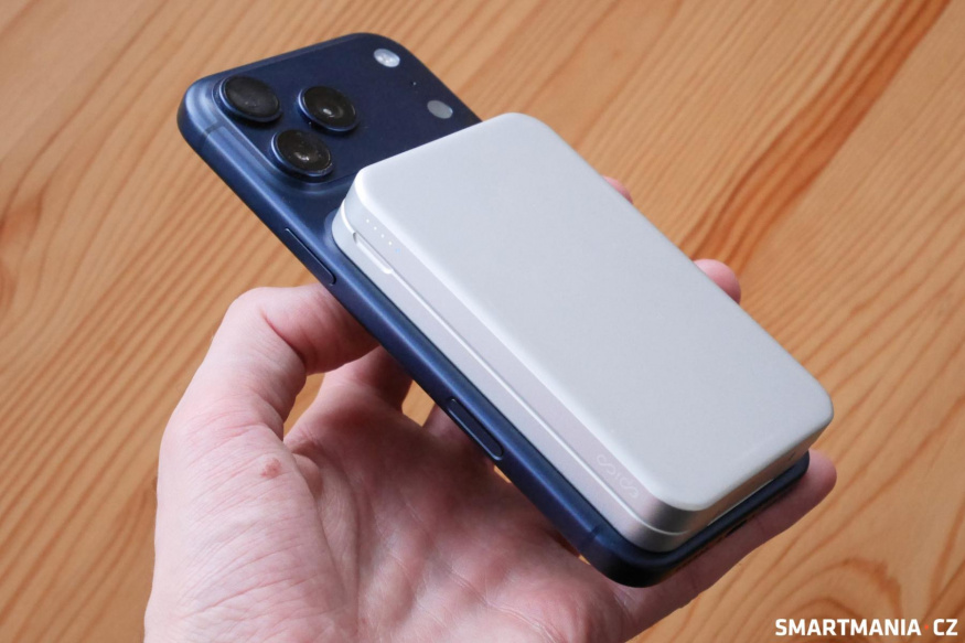 Zařízení lze používat v režimu powerbanky Zařízení lze používat v režimu powerbanky